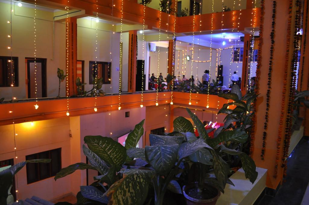 ג'אבלפור Hotel Maruti Mandapam מראה חיצוני תמונה