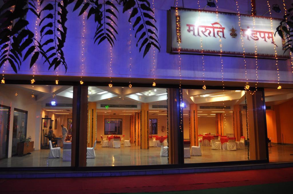 ג'אבלפור Hotel Maruti Mandapam מראה חיצוני תמונה
